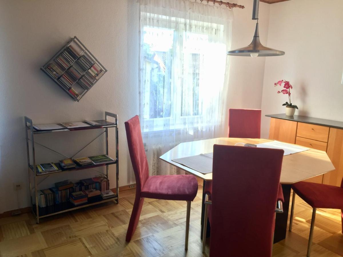 Appartamento Blaues Haus Niederdorfelden Esterno foto